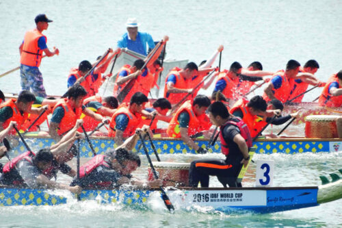 Dragon boat race (source: /VCG Photo)