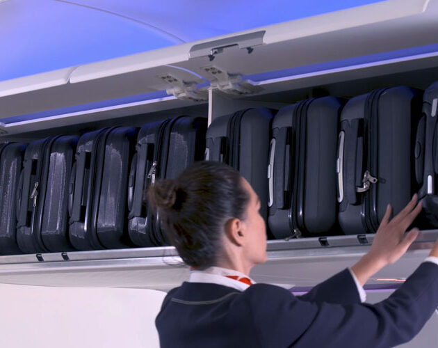 Lufthansa is first to retrofit its A320 with Airspace L Bins from EFW