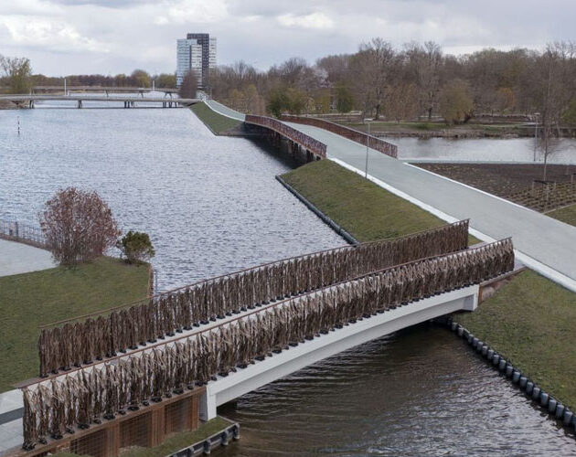 The flax bridge in Almere: a true innovation